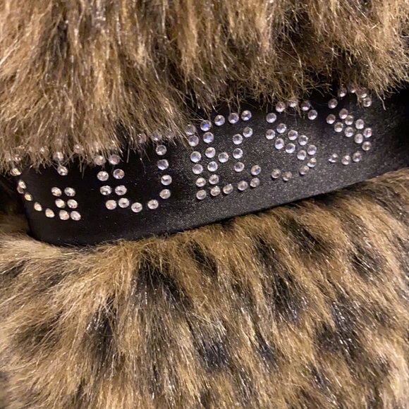 Guess wedge fuzzy boots - Picture 3 of 7